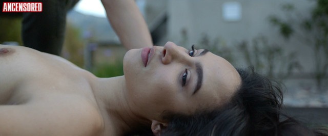 Aurora Perrineau fotos explícitas